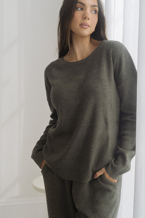 clove sweater
