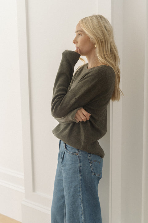 clove sweater